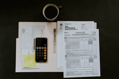 拉薩的企業(yè)，選擇代理記賬和自己請(qǐng)專職會(huì)計(jì)記賬哪個(gè)更劃算？