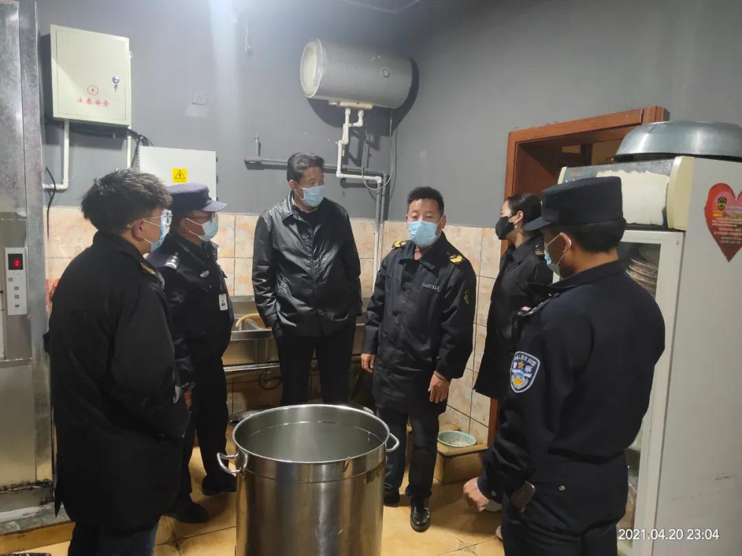 西藏火鍋店2家營業(yè)執(zhí)照被吊銷、2家立案調(diào)查、5家停業(yè)整頓